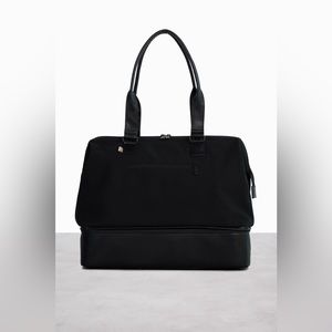 BEIS weekender bag in black
